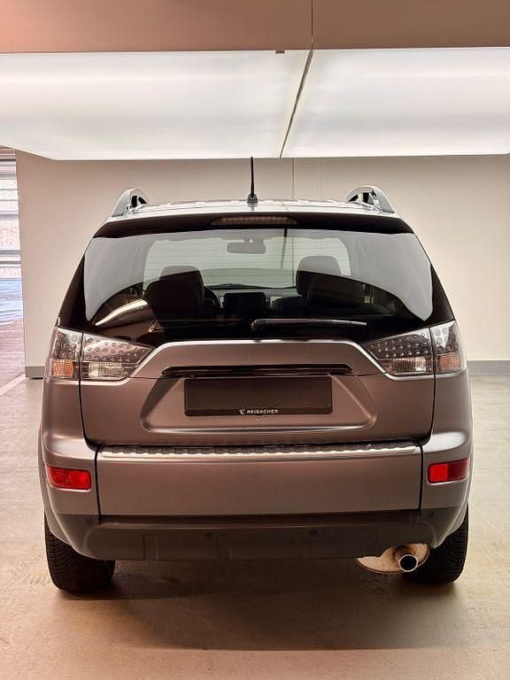 Gebraucht Mitsubishi Outlander Instyle 170 PS (125 kW) 2008 Grau SUV