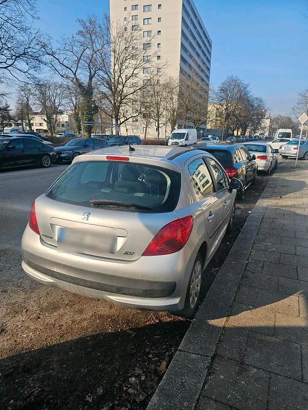 Gebraucht Peugeot 207 72 PS (52 kW) 2009 Grau Limousine