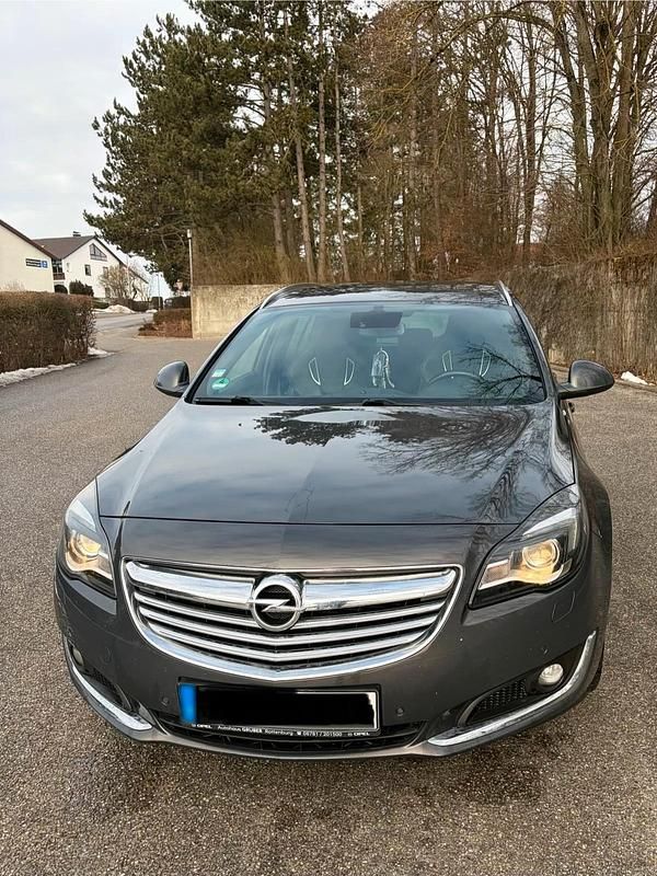 Gebraucht Opel Insignia 194 PS (142 kW) 2013 Grau Kombi