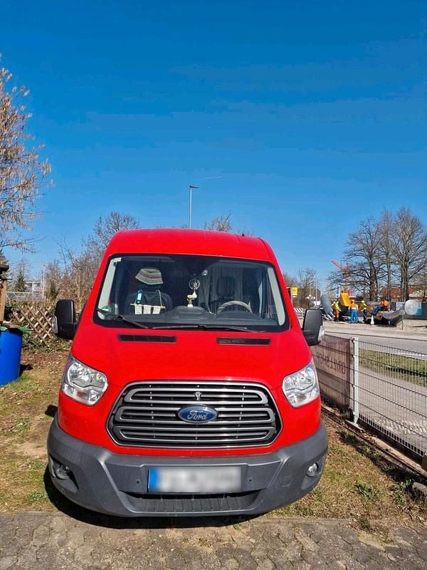 Second-hand Ford Transit 170 CP (125 kW) 2018 Roșu Van