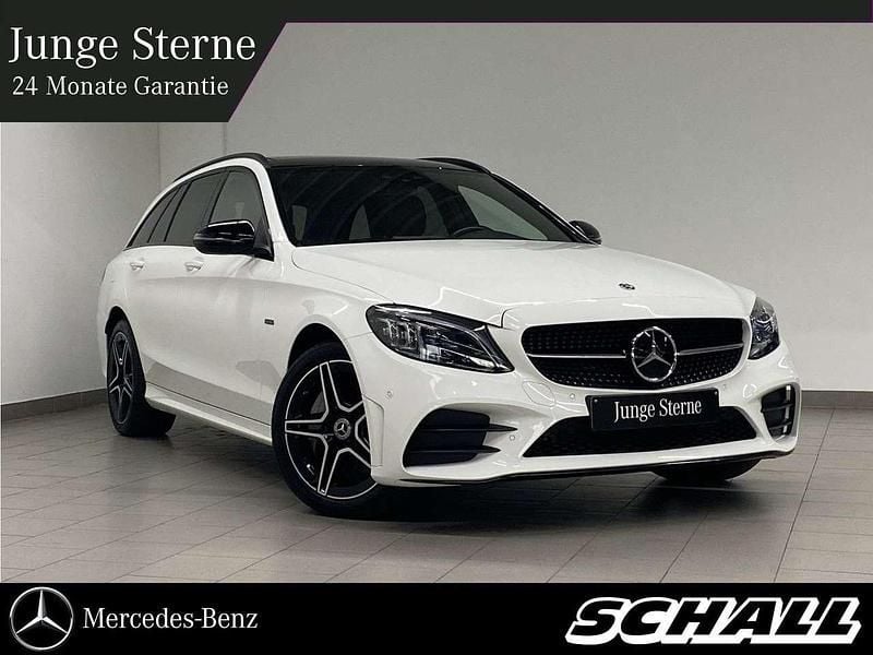 Gebraucht Mercedes C300e AMG 306 PS (225 kW) 2021 Weiß Limousine