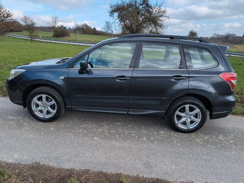 Gebraucht Subaru Forester Active 150 PS (110 kW) 2013 Grau SUV