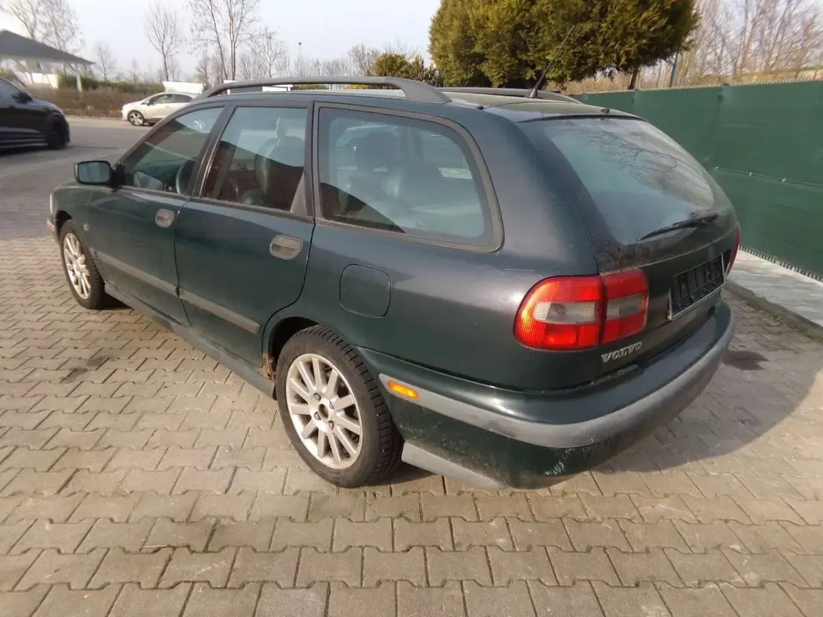 Occasion Volvo V40 122 ch (89 kW) 2000 Vert Break