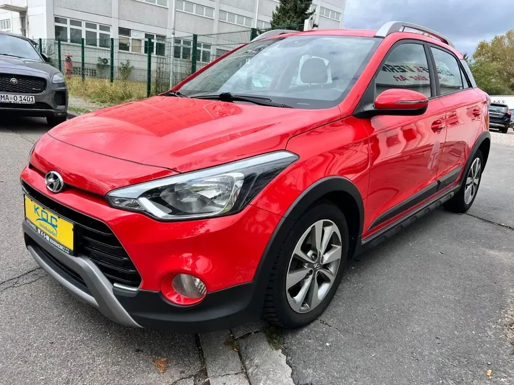 Gebraucht Hyundai i20 Active 101 PS (74 kW) 2019 Rot Kleinwagen
