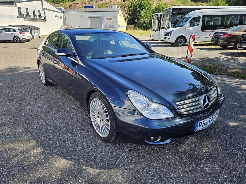 Schwarz Gebraucht 2006 Mercedes CLS320 Coupé | 12.490 € (Teuer) - Bild 1/4