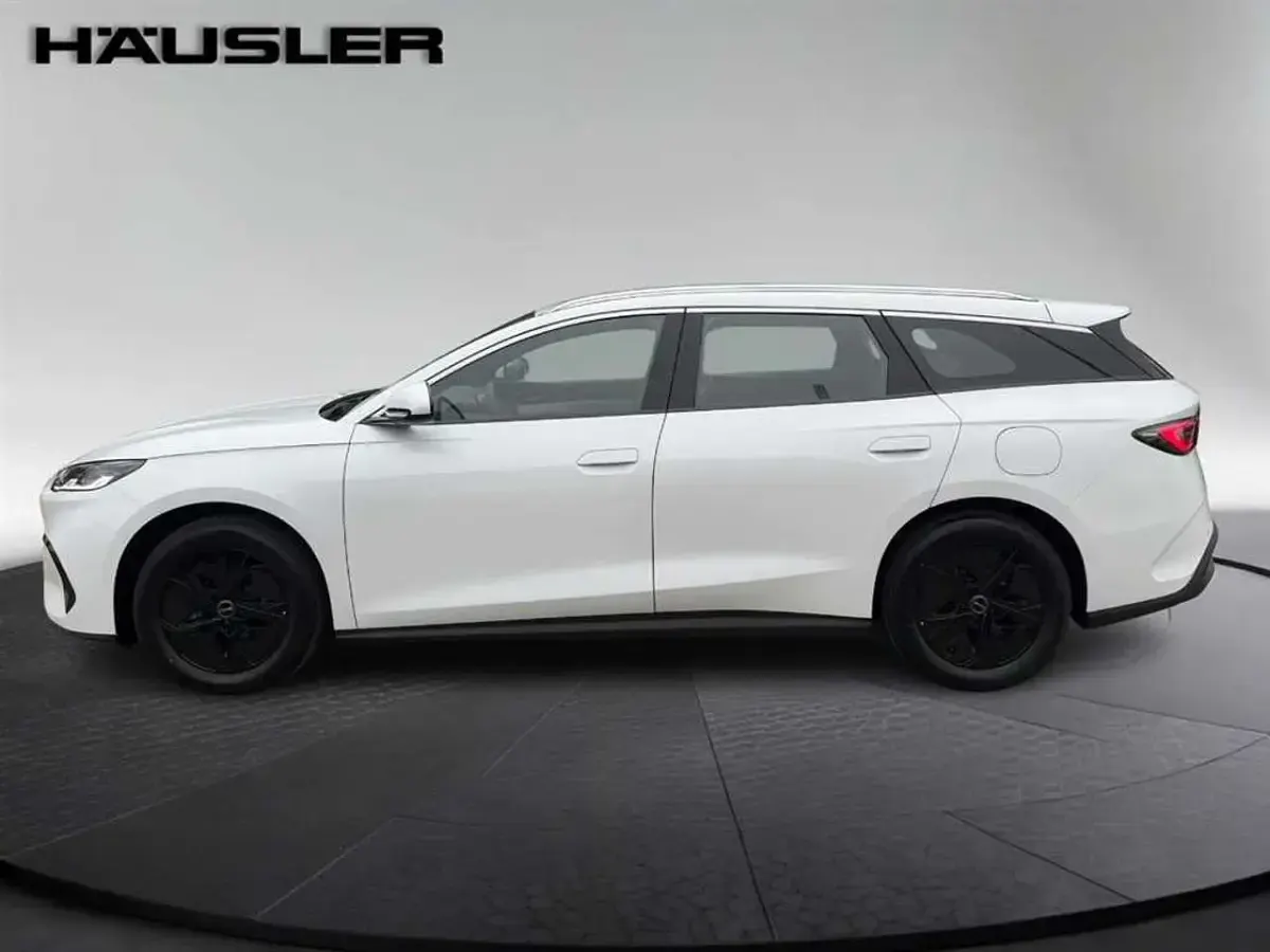 Nowe BYD Seal Boost 184 KM (135 kW) 2025 Biały Sedan/Limuzyna