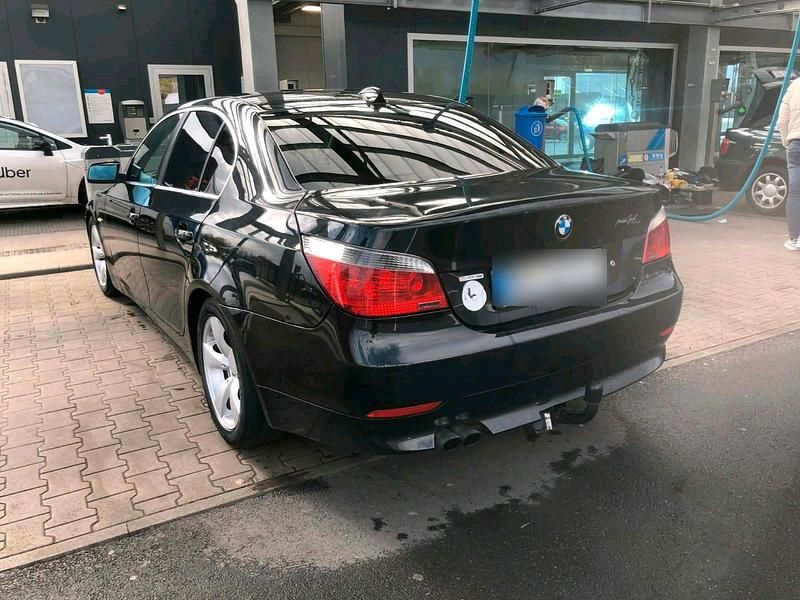 Gebraucht BMW 520 170 PS (125 kW) 2004 Schwarz Limousine