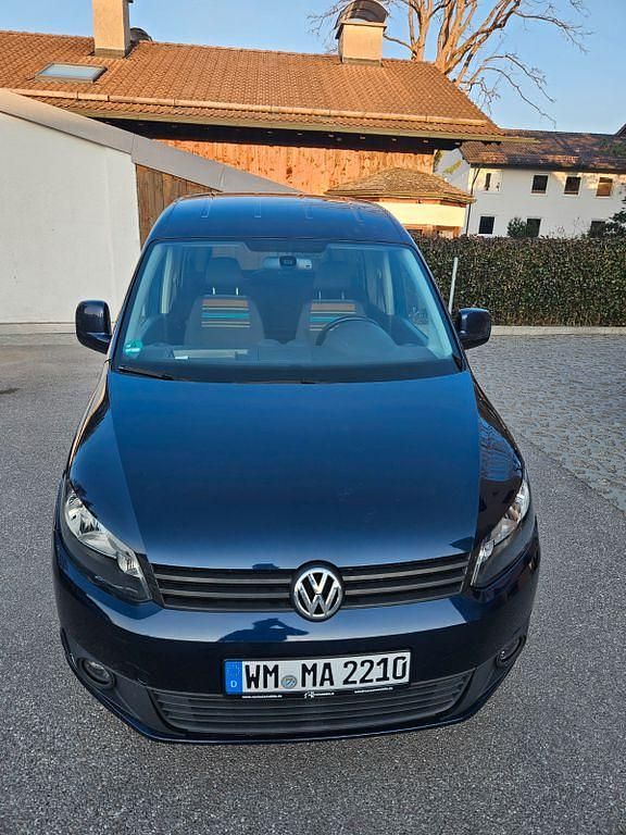 Gebraucht VW Caddy Trendline 105 PS (77 kW) 2013 Blau Van / Kleinbus