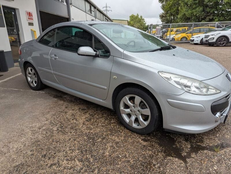 Gebraucht Peugeot 307 CC 109 PS (80 kW) 2009 Grau Cabrio