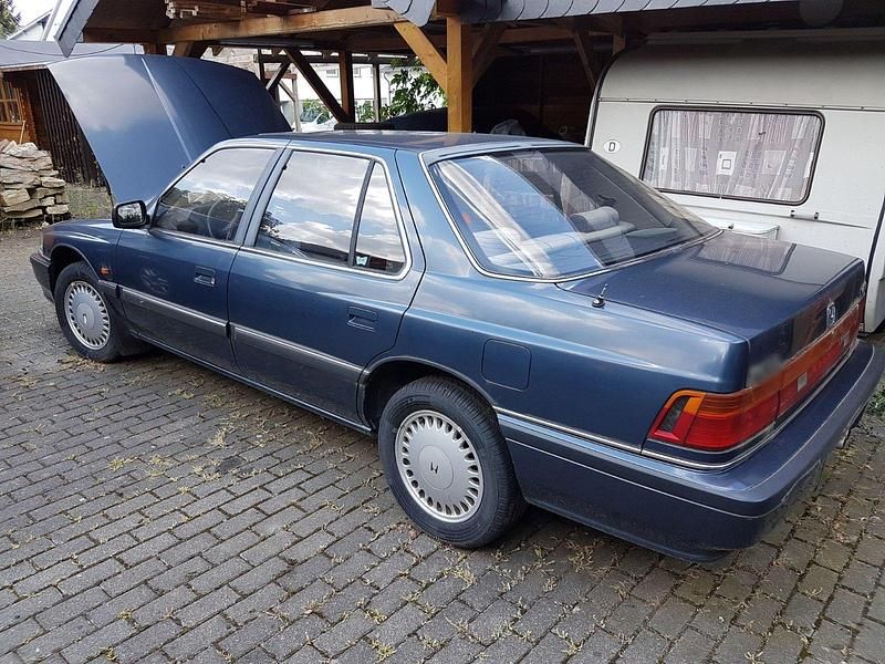Second-hand Honda Legend 169 CP (124 kW) 1989 Albastru Berlinǎ