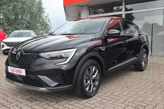 Neu Renault Arkana 140 PS (102 kW) 2026 Blackpearlmet. SUV