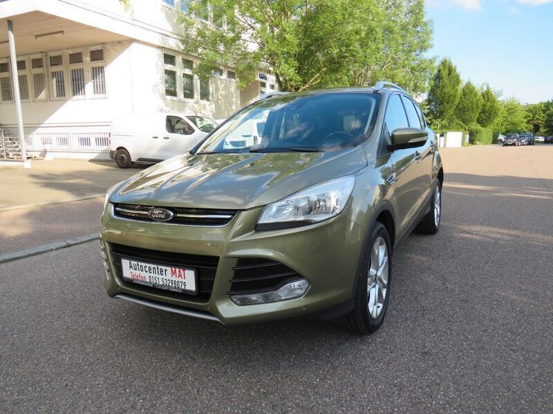 Grün Gebraucht 2013 Ford Kuga Titanium SUV | 8.950 € (Etwas zu teuer) - Bild 1/4