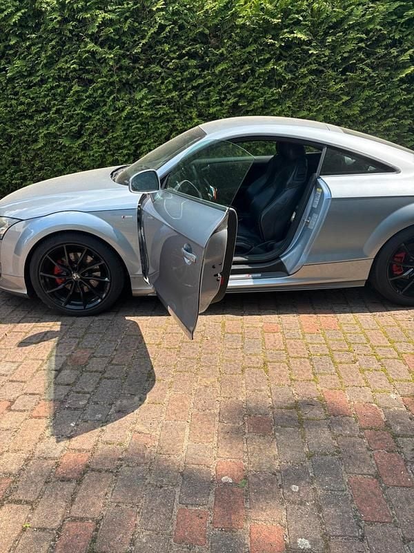 Silber Gebraucht 2006 Audi TTS Coupé | 12.500 € (Guter Preis) - Bild 1/4