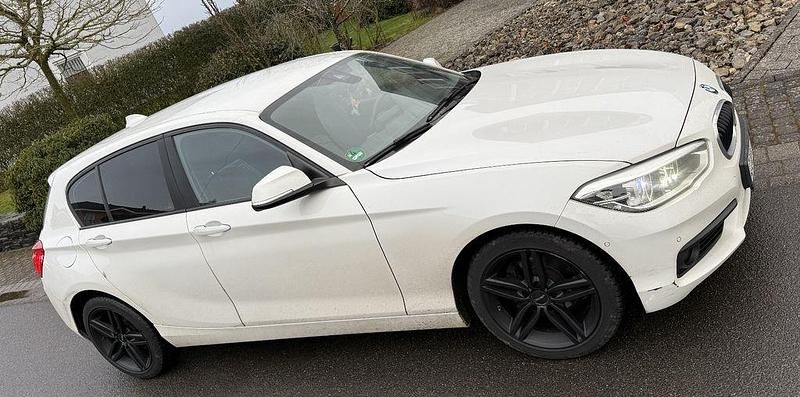 Gebraucht BMW 118 Sport Line 150 PS (110 kW) 2017 Weiß Kleinwagen