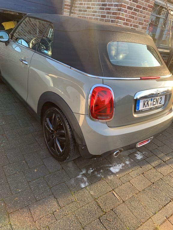 Gebraucht Mini Cooper 136 PS (100 kW) 2019 Grau Kleinwagen