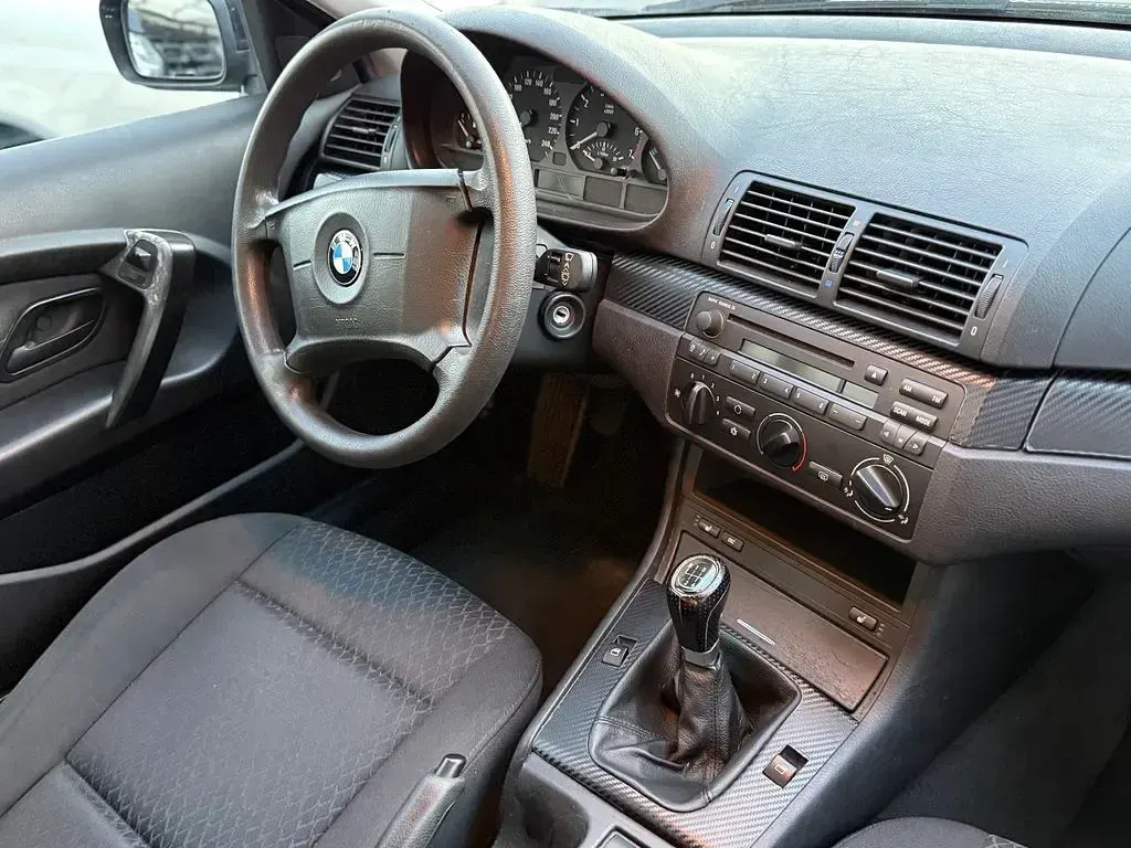 Gebraucht BMW 316 Compact 116 PS (85 kW) 2002 Schwarz Kleinwagen
