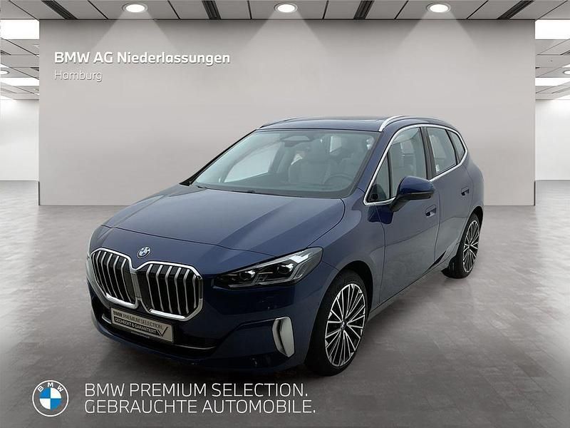 Blau Gebraucht 2022 BMW 223 Active Tourer Sport Line Van / Kleinbus | 29.909 € (Guter Preis) - Bild 1/4