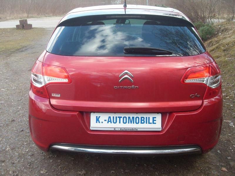 Gebraucht Citroën C4 SELECTION 120 PS (88 kW) 2014 Rot Limousine