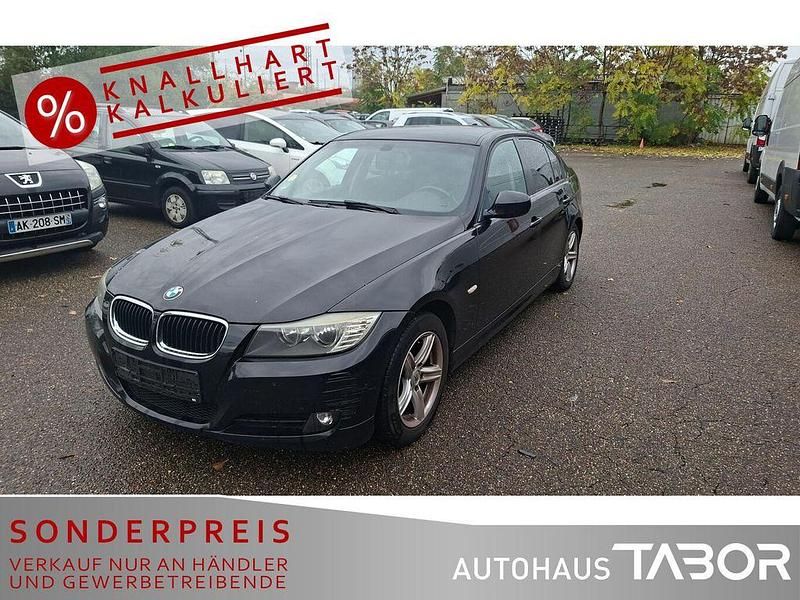 Gebraucht BMW 318 143 PS (105 kW) 2010 Schwarz 2 Limousine