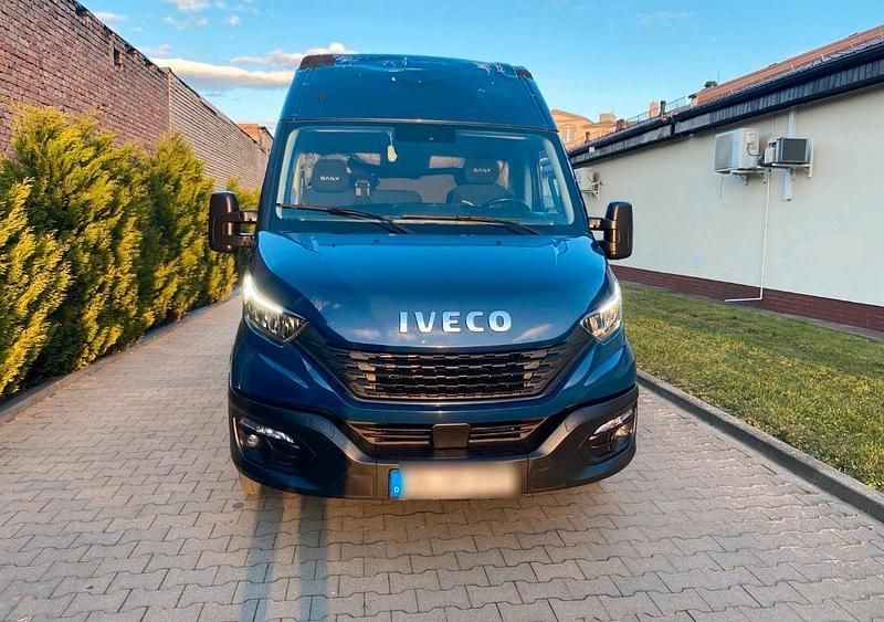 Gebraucht Iveco Daily 2020 Blau Van / Kleinbus