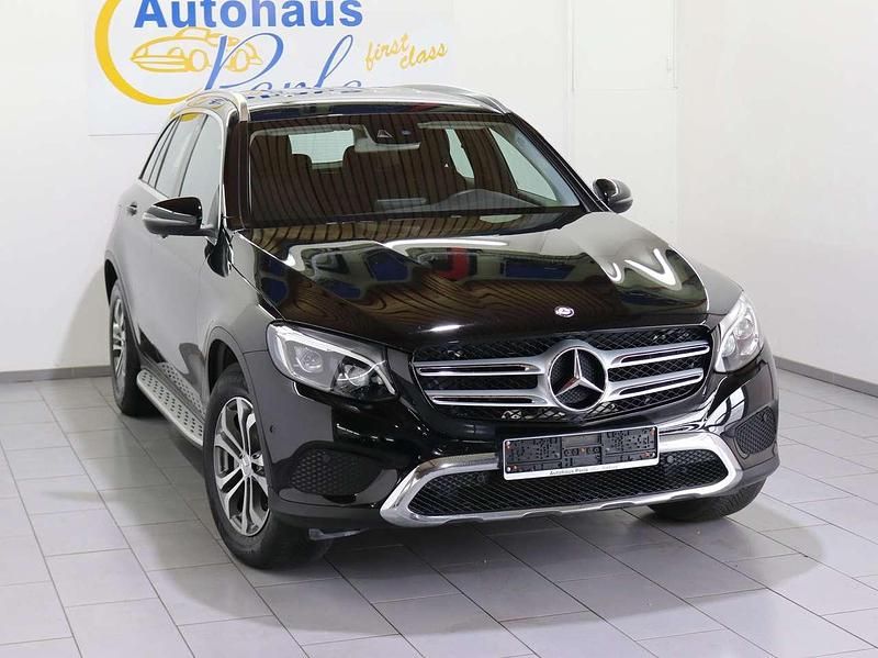 Schwarz Gebraucht 2016 Mercedes GLC220 Exclusive SUV | 21.490 € (Fairer Preis) - Bild 1/4