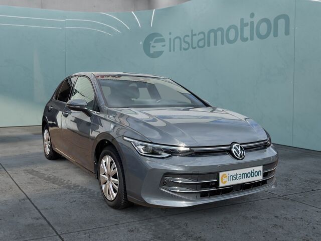 Grau Gebraucht 2024 VW Golf VIII Edition Limousine | 36.880 € (Teuer) - Bild 1/2
