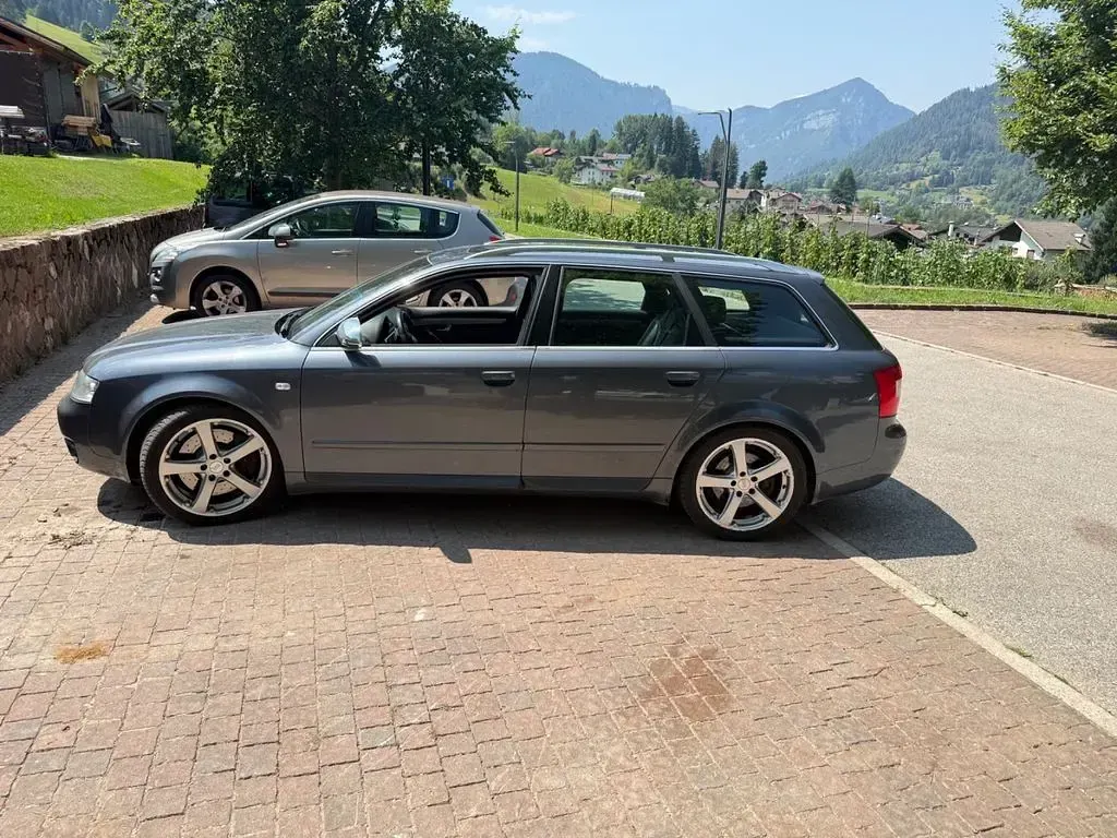 Gebraucht Audi S4 344 PS (253 kW) 2004 Grau Kombi