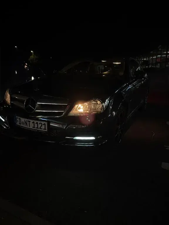 Gebraucht Mercedes C180 AMG 156 PS (114 kW) 2012 Schwarz Coupé