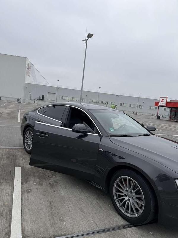 Gebraucht Audi A5 S-Line 190 PS (139 kW) 2010 Grau Limousine