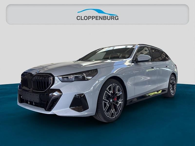 Grau Neu 2025 BMW 540 M Sport | 79.260 € (Guter Preis) - Bild 1/4