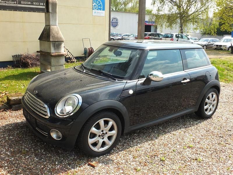 Second-hand Mini ONE Pepper 95 CP (69 kW) 2009 Negru Hatchback