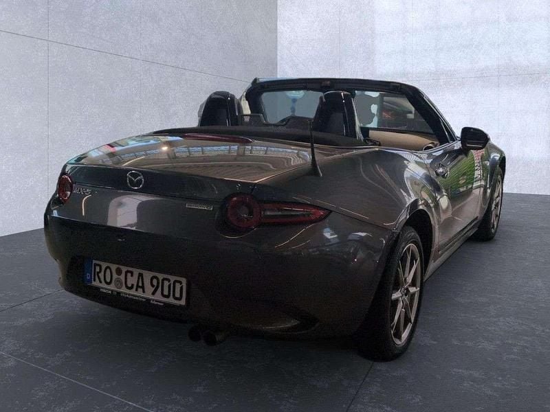 Gebraucht Mazda MX5 Exclusive-Line 132 PS (97 kW) 2025 Machine grey Cabrio