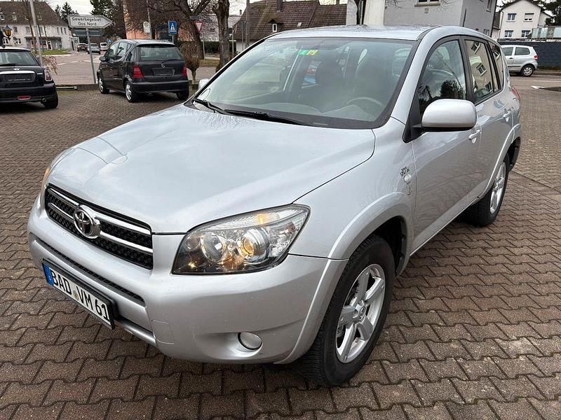 Silber Gebraucht 2006 Toyota RAV4 Sol SUV | 4.650 € (Fairer Preis) - Bild 1/4
