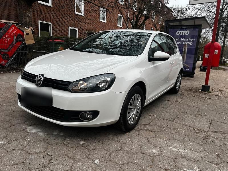Gebraucht VW Golf VI 80 PS (58 kW) 2009 Weiß Kleinwagen