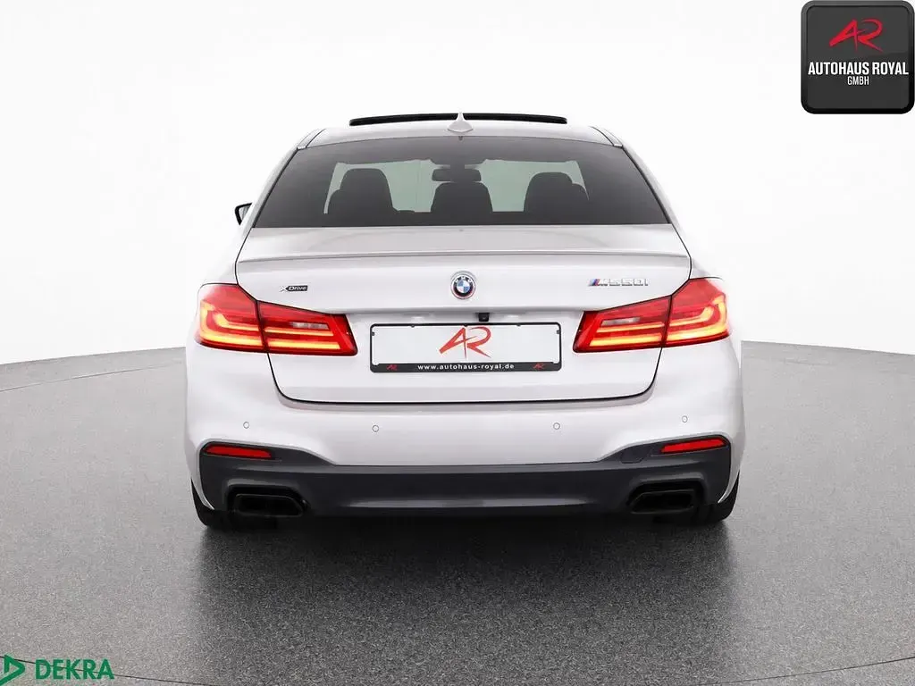 Gebraucht BMW M550 Shadowline 462 PS (339 kW) 2018 Rhodonitsilber Limousine