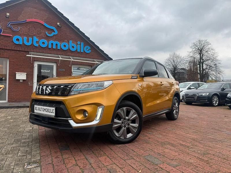 Gelb Gebraucht 2023 Suzuki Vitara Comfort+ SUV | 18.900 € (Fairer Preis) - Bild 1/4