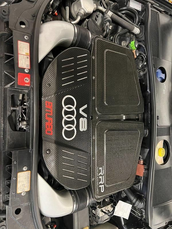 Schwarz Gebraucht 2004 Audi RS6 Limousine | 29.900 € (Fairer Preis) - Bild 1/4