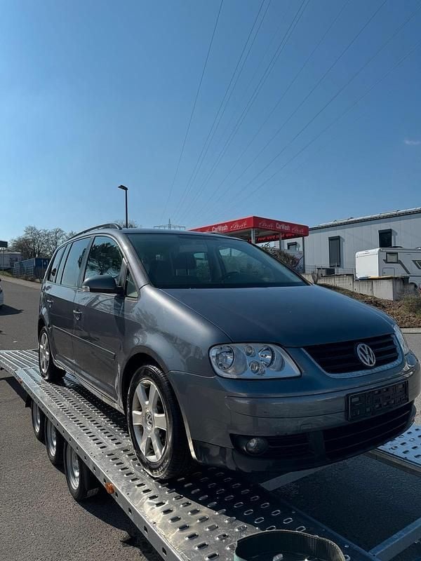 Gebraucht VW Touran 140 PS (102 kW) 2006 Andere farben Van / Kleinbus