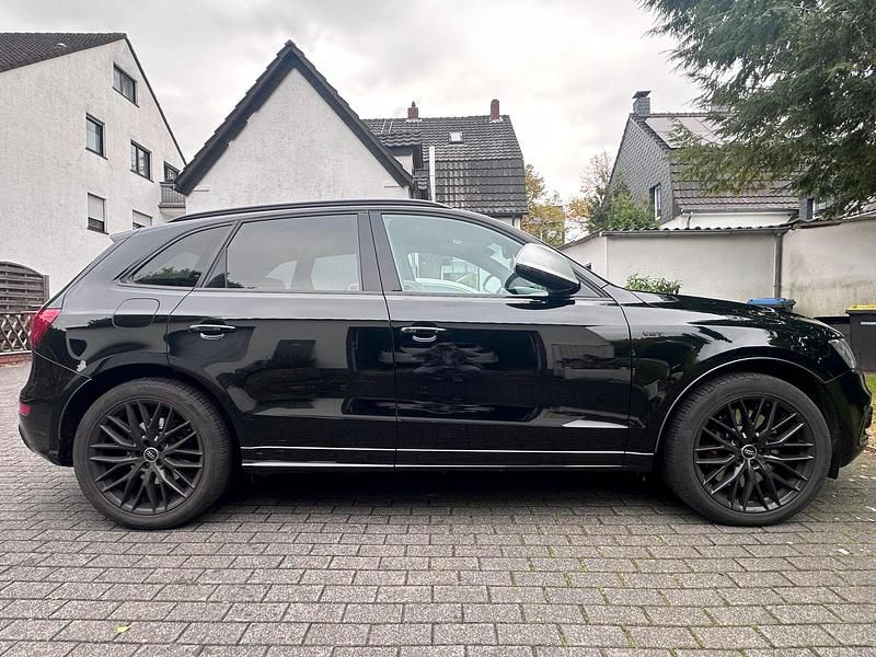 Schwarz Gebraucht 2015 Audi SQ5 Competition SUV | 21.700 € (Fairer Preis) - Bild 1/4