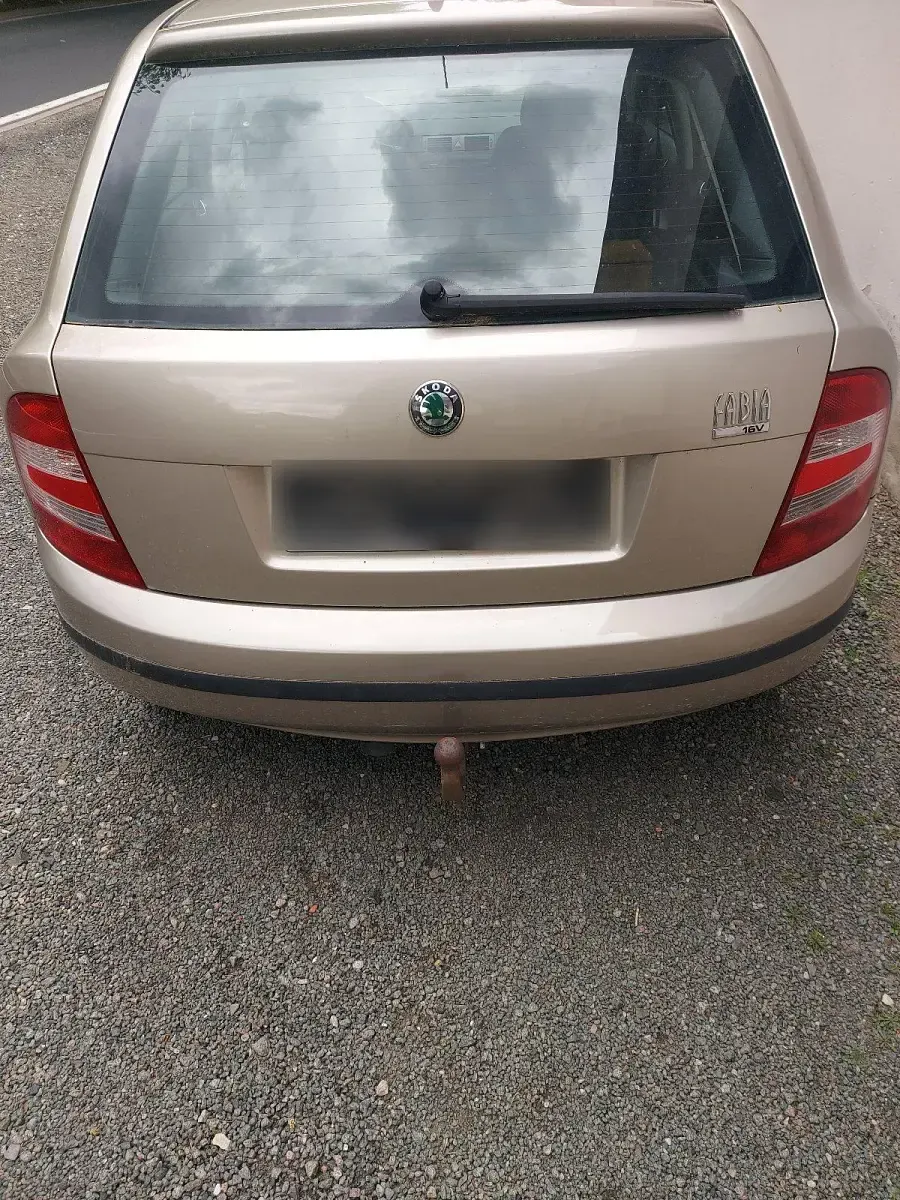 Brugt Skoda Fabia 74 HK (54 kW) 2006 Sedan
