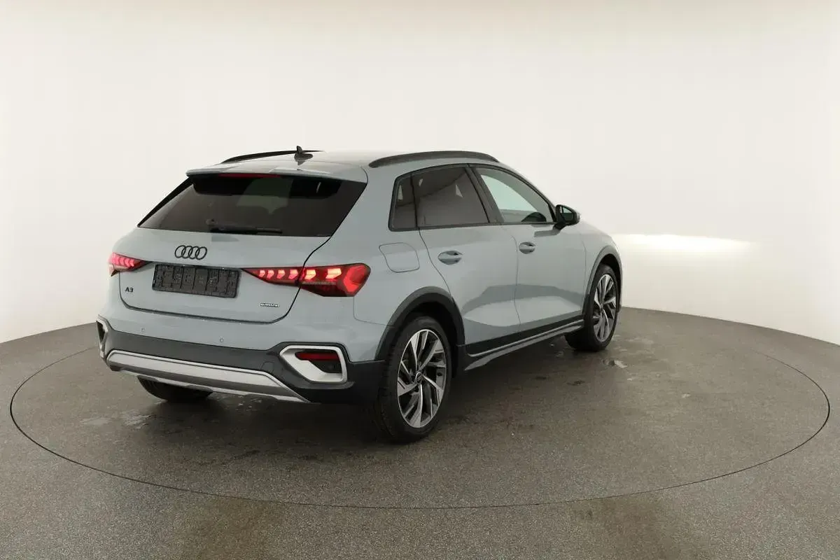 Neu Audi A3 Ambiente 204 PS (150 kW) 2026 Pfeilgrau perleffekt