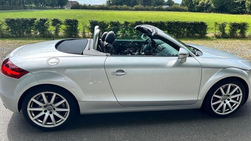 Silber Gebraucht 2008 Audi TT Sport Cabrio | 11.900 € (Fairer Preis) - Bild 1/4