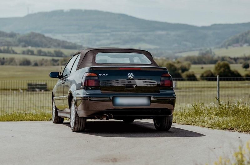 Gebraucht VW Golf Cabriolet 116 PS (85 kW) 2001 Schwarz Cabrio
