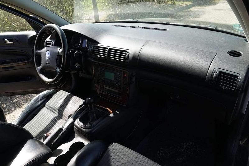 Gebraucht VW Passat Comfortline 150 PS (110 kW) 2002 Schwarz Kombi