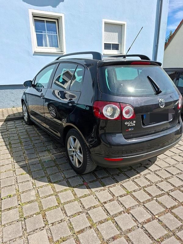 Second-hand VW Golf Plus 140 CP (102 kW) 2007 Negru Monovolum