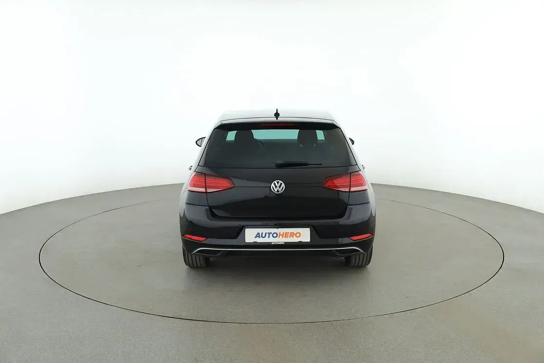 Gebraucht VW Golf VII Join 184 PS (135 kW) 2018 Schwarz Limousine