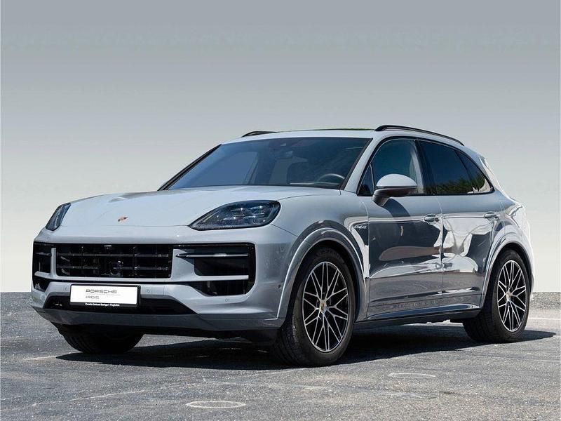 Grau Gebraucht 2023 Porsche Cayenne SUV | 119.900 € - Bild 1/4