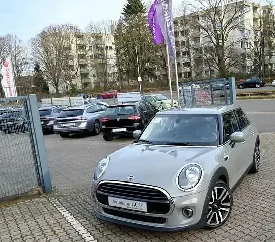 Używany Mini Cooper 136 KM (100 kW) 2020 Szary Hatchback
