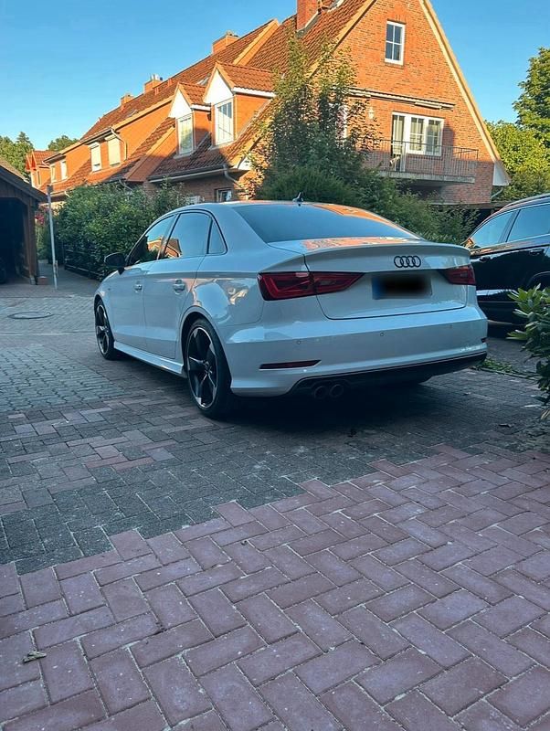 Gebraucht Audi A3 Ambition 150 PS (110 kW) 2016 Weiß Limousine