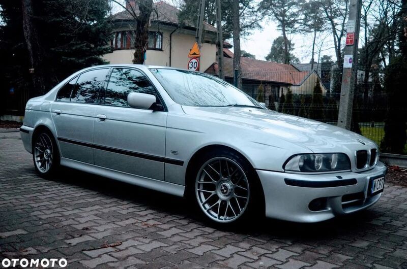 Silber Gebraucht 2001 BMW 540 Comfort Edition Limousine | 19.500 € (Fairer Preis) - Bild 1/4